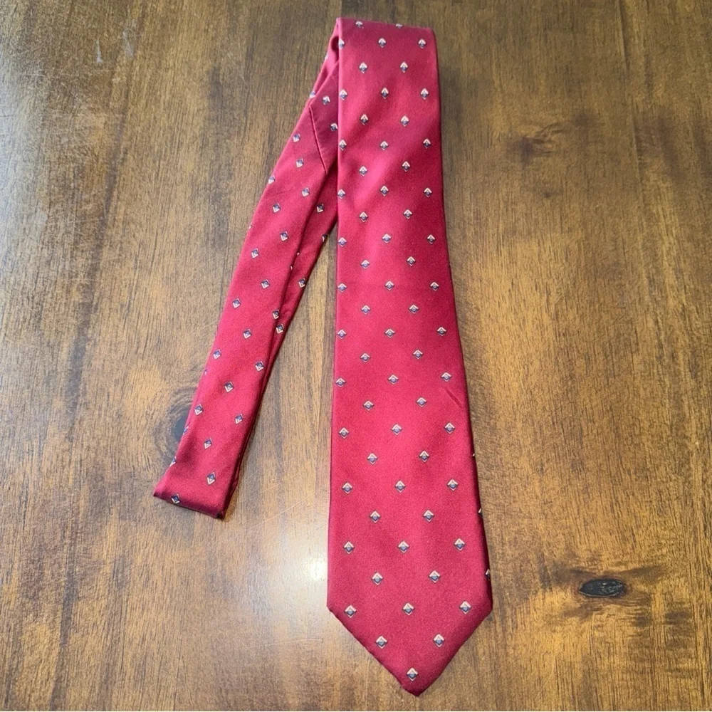 Vintage Prince Igor Neck Tie Burgundy Silk w Mini Diamond Pattern 3” W x 54” L